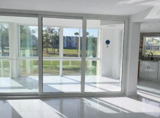 Poinciana Place, Lake Worth, FL 33467