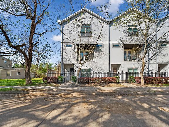 2nd image of 3347 Kilgore St