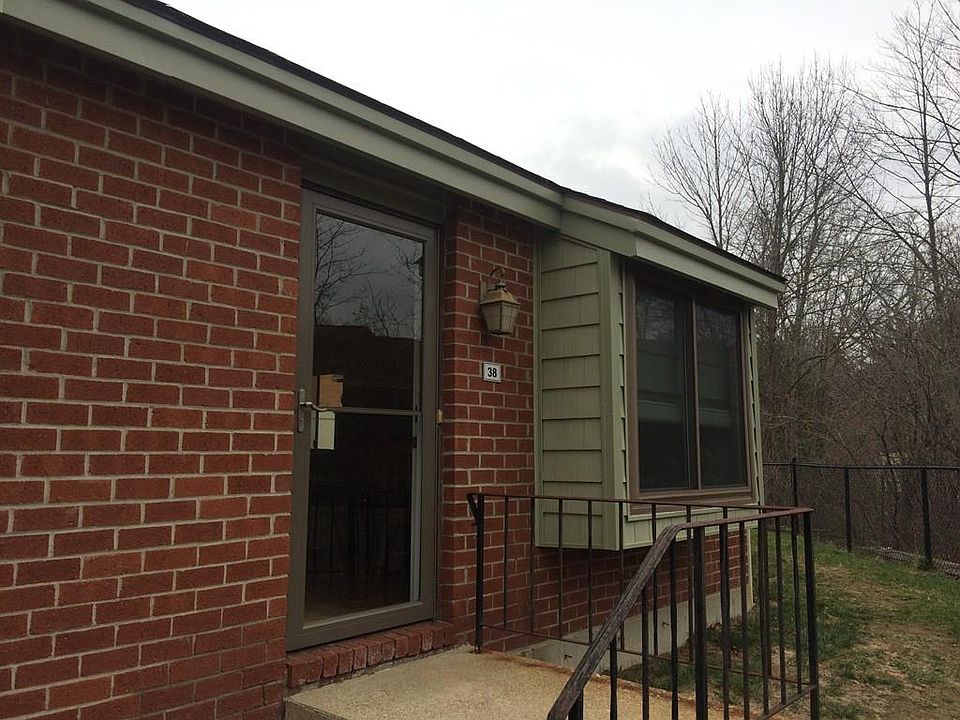 2nd image of 38 Elderwood Dr