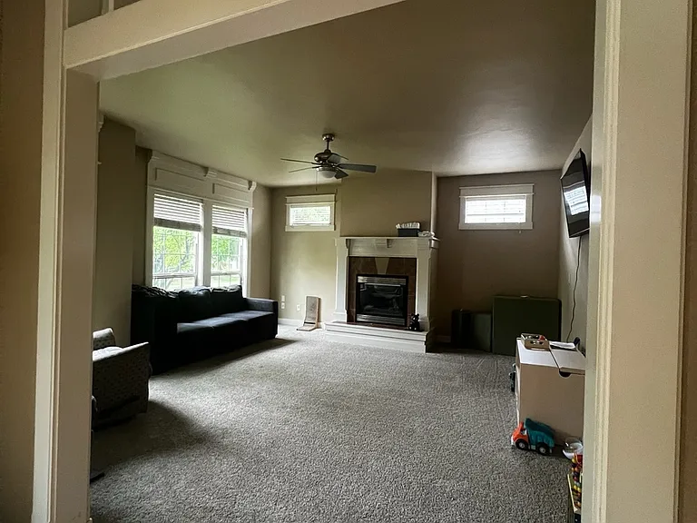 13366 N 8th Ave — Photo 13