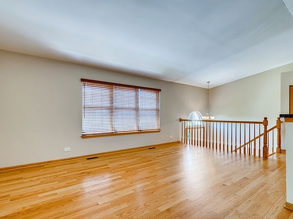 5th image of 5213 W 110th St #0
