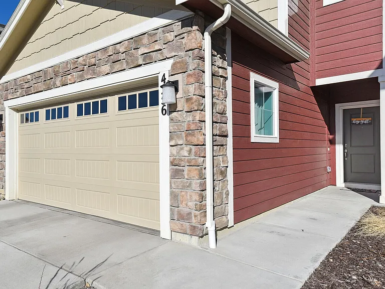 4256 Samaritan Loop — Photo 4