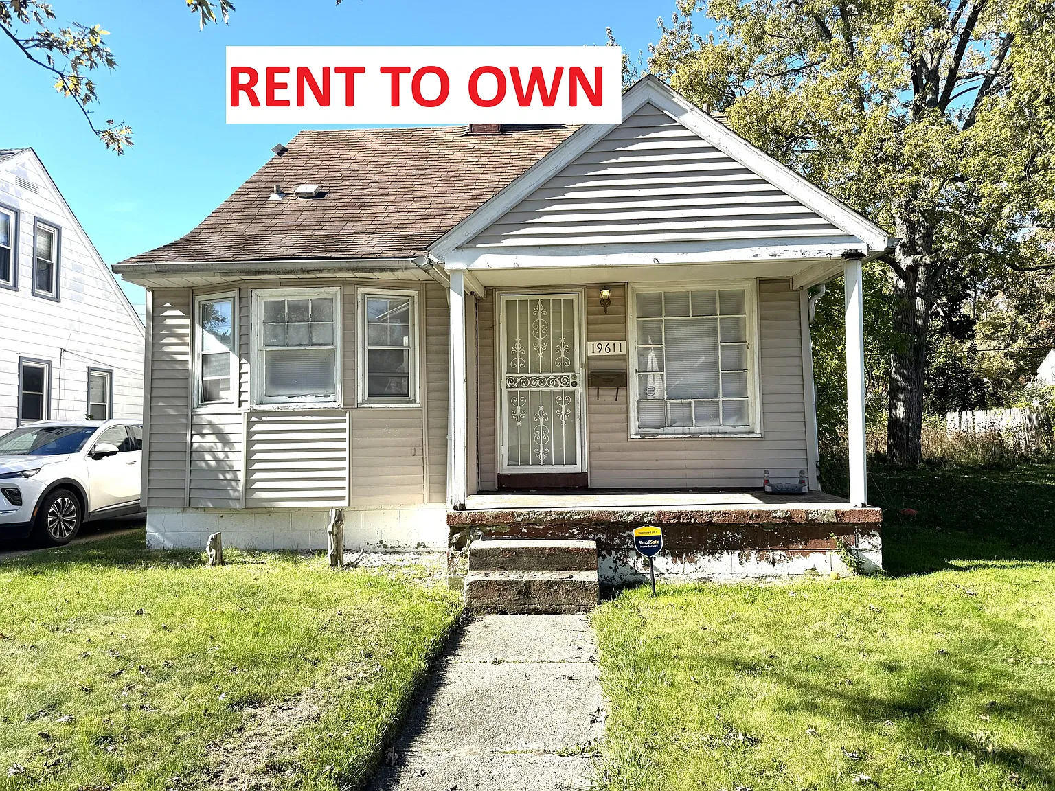 3 bed, 1000 sqft, $1,200 — Photo 1