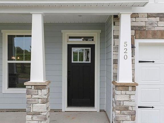 3rd image of 520 Inchmore Dr