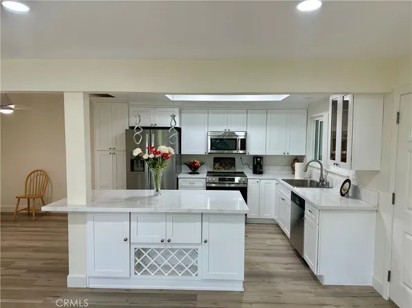 2277 Via Mariposa W Unit B, Laguna Woods, CA 92637