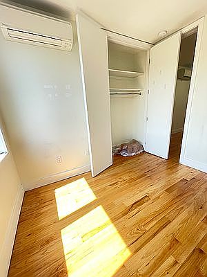 5th image of 1603 Lincoln Pl #4B