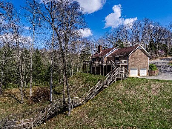 5th image of 516 Winding River Ln