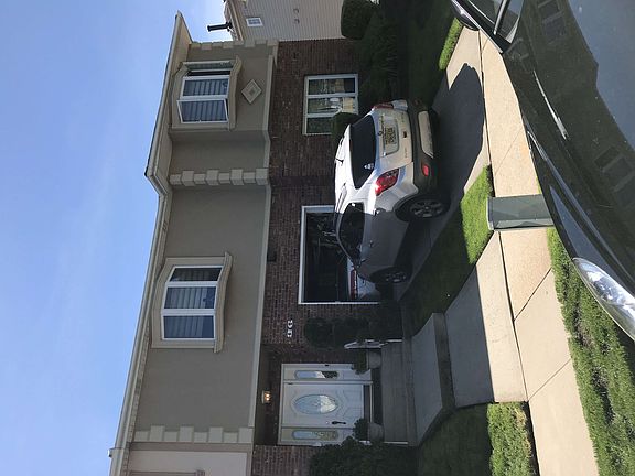 2nd image of 36 Poi Ct