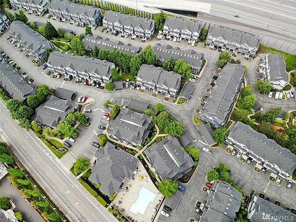 3rd image of 16125 Juanita Woodinville Way NE Unit 1007