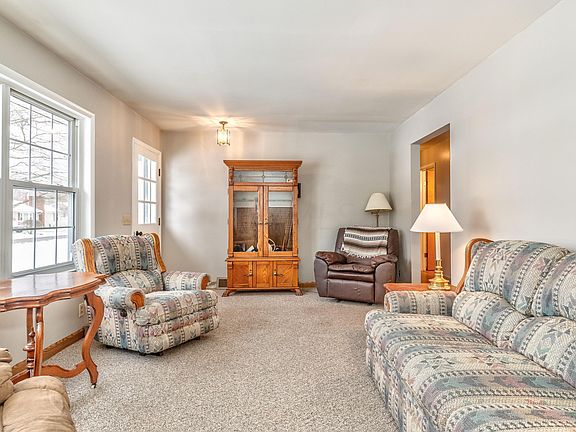 5th image of 1831 Elmod Ave