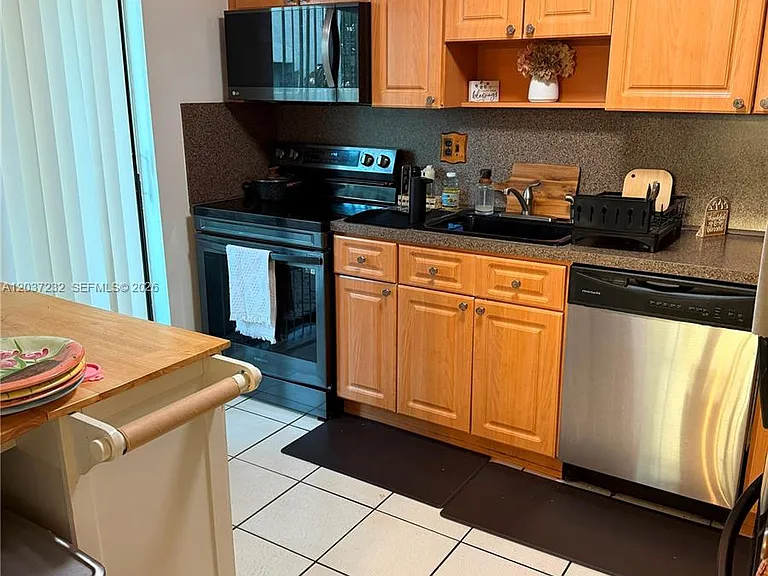 10445 SW 154th Ct #1 — Photo 5