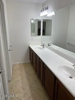 8516 S 55th Dr — Photo 8