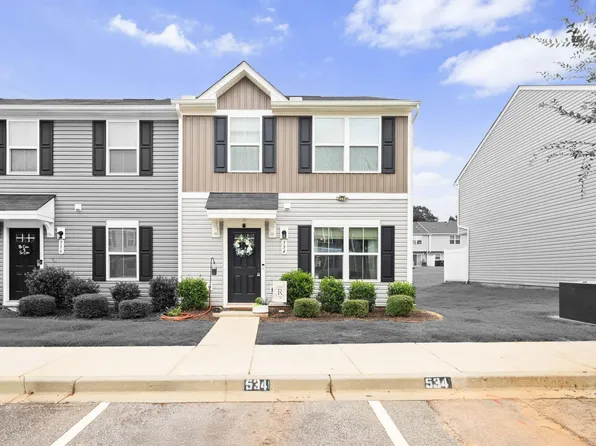 534 Hampton Townes Dr, Greenville, SC 29617
