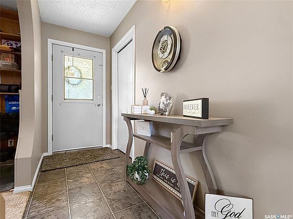 4th image of 345 6th AVENUE SE