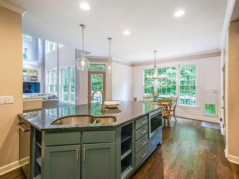 120 Heritage Ct — Photo 16