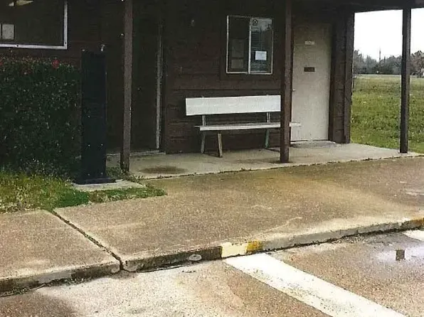 Willow Oaks Apartments