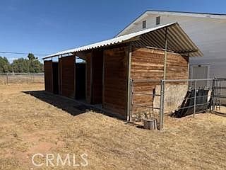 5th image of 15485 Comanche Rd