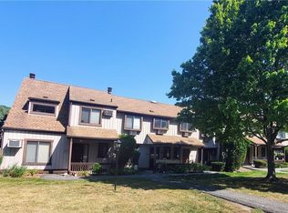 902 Swan Hollow Rd, Monroe, NY 10950