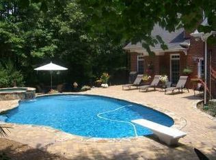 123 Wildiris Dr, Mooresville, NC 28117