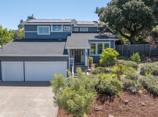 1018 Oakmont Court, Napa, CA