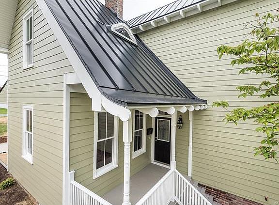 4th image of 1614 Sewell St