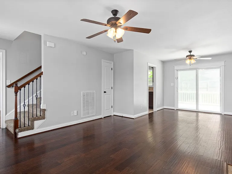3459 Bradfield Dr — Photo 9