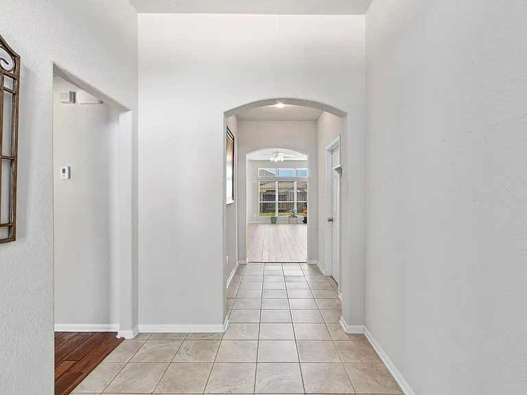 3315 Single Ridge Way — Photo 2
