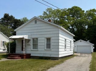 813 Concord St, Manistee, MI 49660