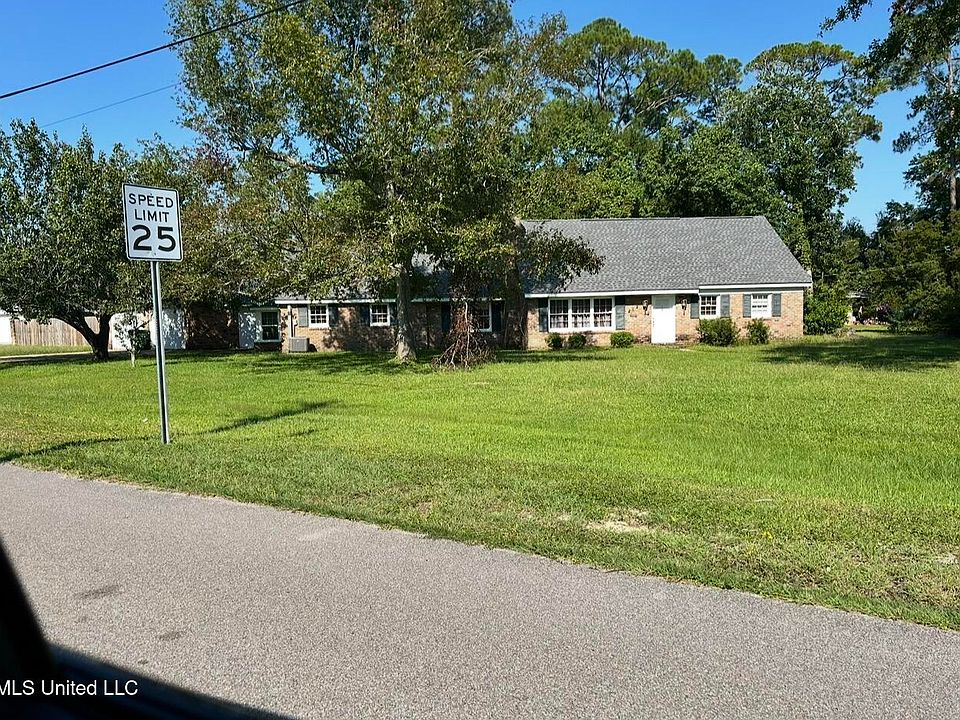 2nd image of 212 48th St