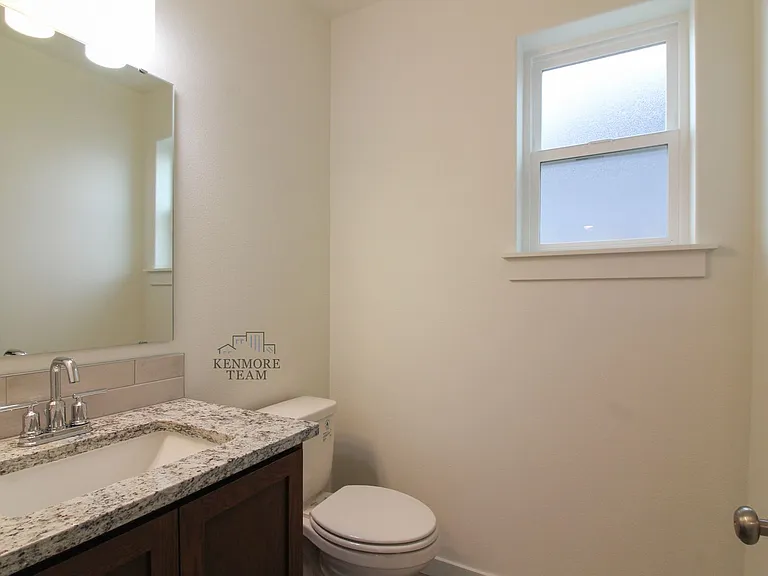 366 Aeon Dr — Photo 8