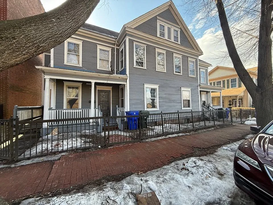 Building Photo - 94 Byers St #B
