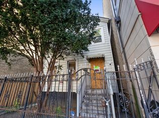 1921 W Chicago Ave, Chicago, IL