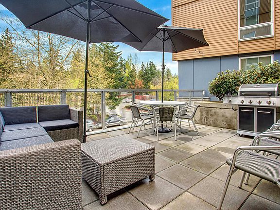 5th image of 11415 Slater Ave NE APT 203