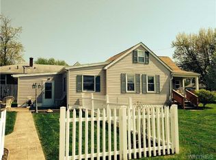 2614 Amsdell Rd, Hamburg, NY 14075