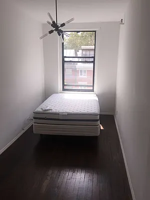 Rented by Solil Management | media 1