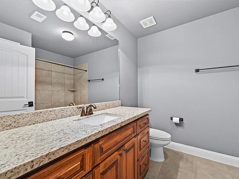 4727 Lake Village Dr — Photo 27