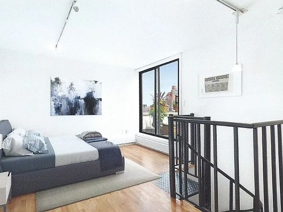 5th image of 446 W 47th St APT 5A