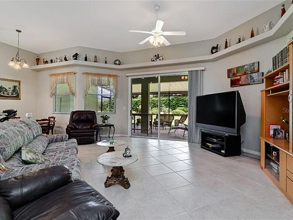 5th image of 11555 Arbor Gate Dr