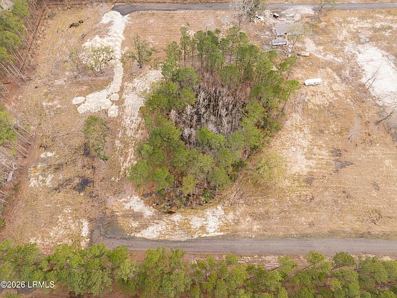 4th image of 126 Green  Oak Rd