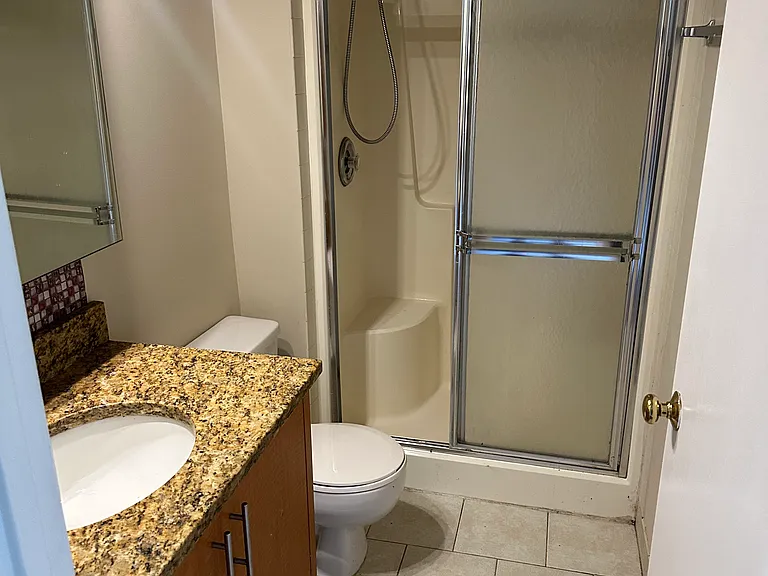 4153 Essex Ct #1W — Photo 7