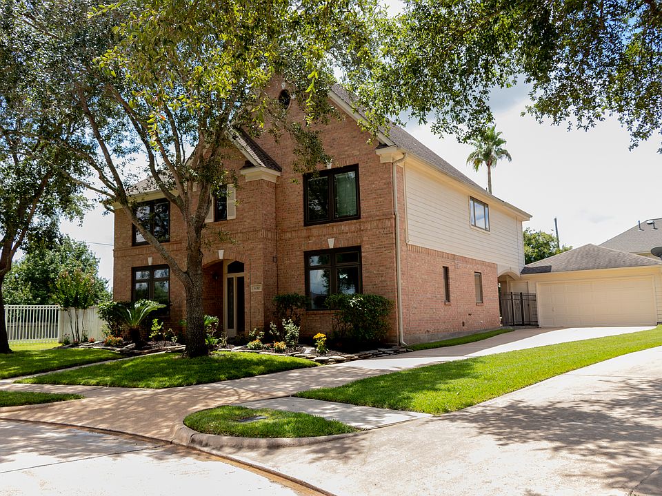 1st image of 8010 Walnut Creek Ct
