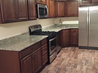 155 Keswick Dr, Piscataway, NJ 08854