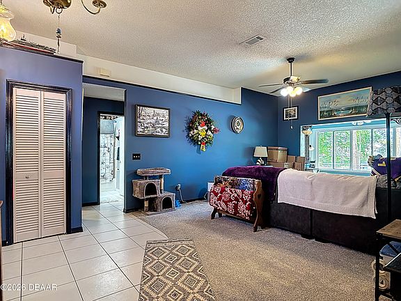 4th image of 3851 Long Grove Ln