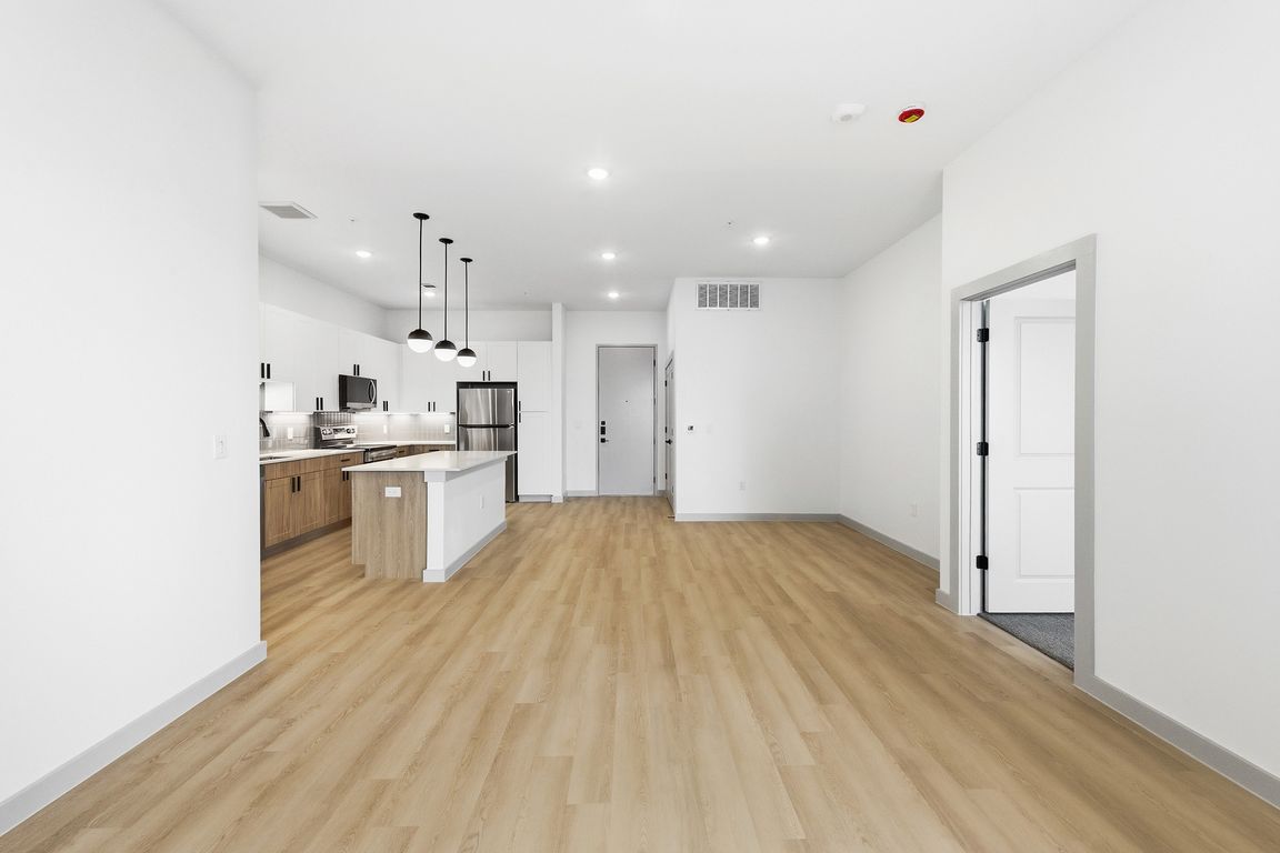 Kitchen & Living Area