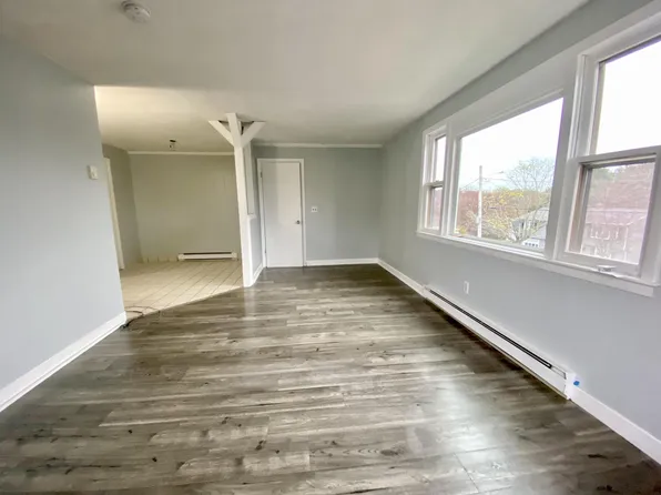 47 Goldsmith St, Providence, RI 02904