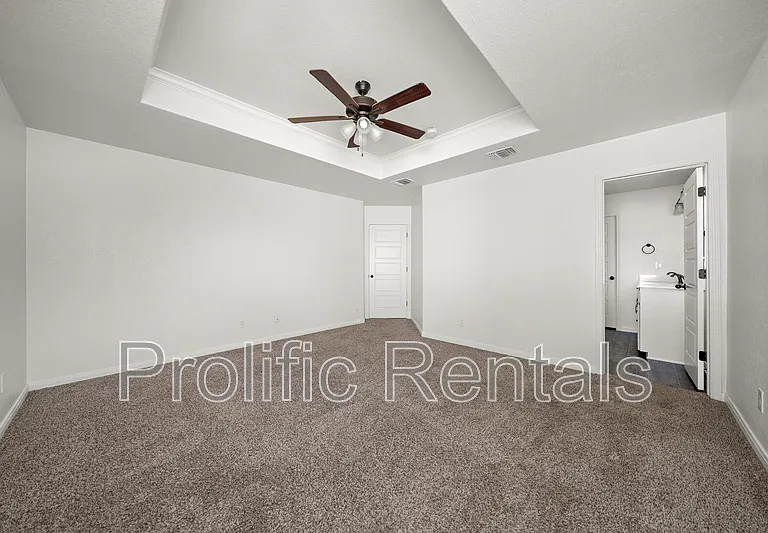 5301 Primavera Ln — Photo 18