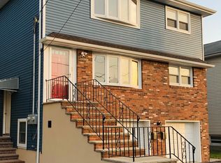 6 Gregory Ct #2, Elmwood Park, NJ 07407