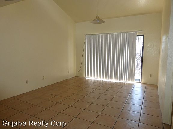 2nd image of 310 W Delano St APT 04