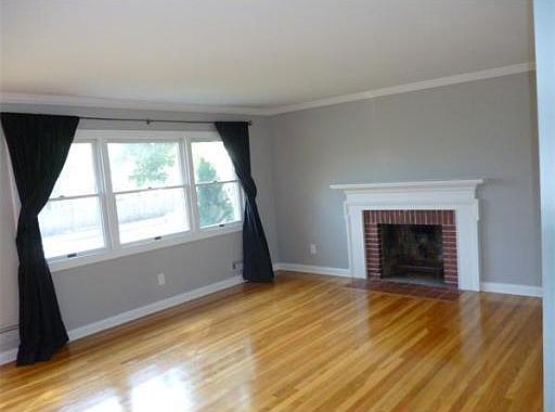 3rd image of 49 Vista Dr