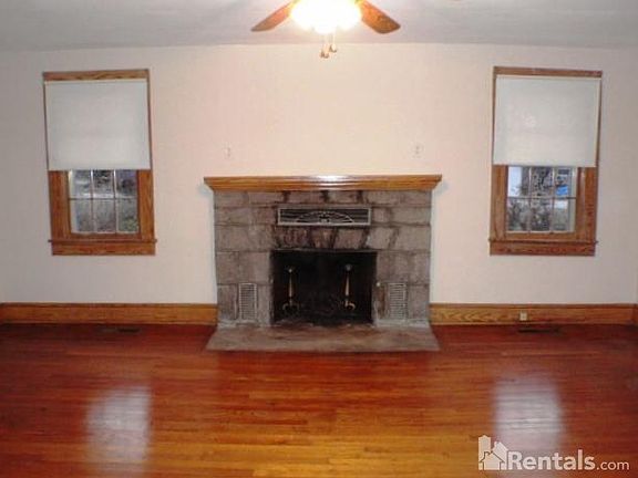 2nd image of 82 Mountain Home St